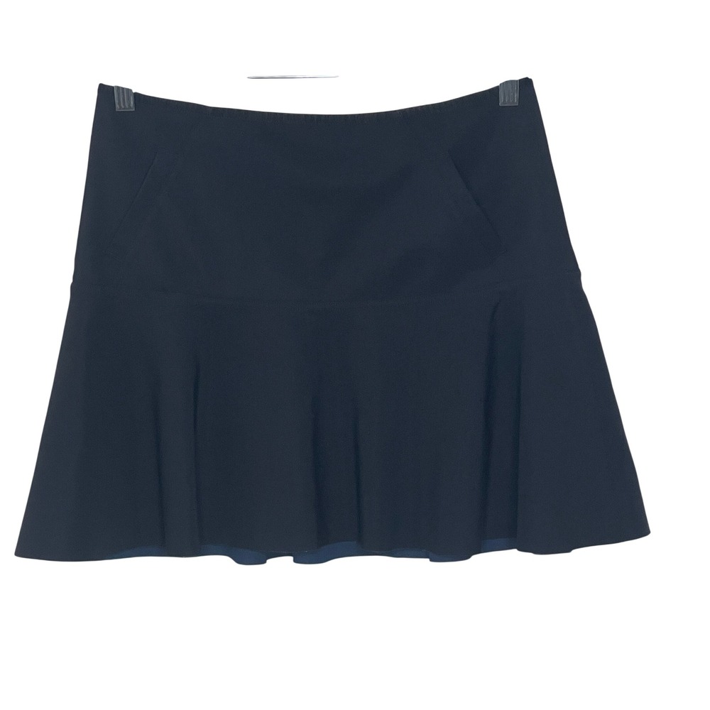 Lululemon Black Pleated Athletic Tennis Golf Skirt Back Zipper Pocket